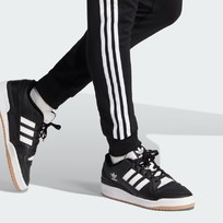 Брюки мужские ADIDAS ADICOLOR CLASSICS SST