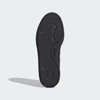 Кроссовки мужские Adidas Courtblock