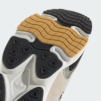 Кроссовки мужские Adidas Ozmillen