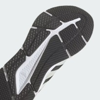 Кроссовки женские Adidas Questar