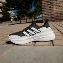 Кроссовки мужские Adidas Ultraboost 5