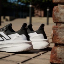Кроссовки мужские Adidas Ultraboost 5