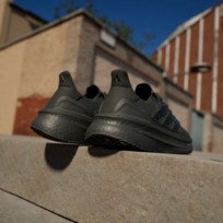 Кроссовки мужские Adidas Ultraboost 5