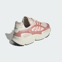 Кроссовки женские Adidas Ozmillien