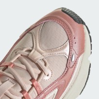 Кроссовки женские Adidas Ozmillien