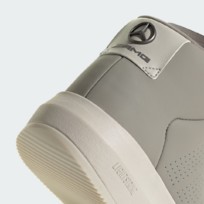 Кроссовки мужские Adidas Mercedes - AMG Petronas Formula One Team Acesmash Mid