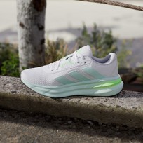 Кроссовки женские Adidas Galaxy 7