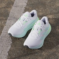Кроссовки женские Adidas Galaxy 7