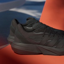 Кроссовки мужские Adidas Lightblaze