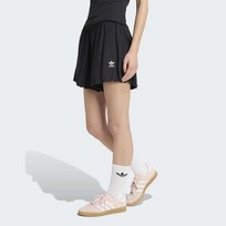 ESSENTIALS SCALLOPED EDGE SHORTS