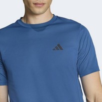 WORKOUT ESSENTIALS BASE T-SHIRT