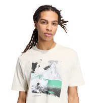 MEMORIES OF SPORT OUTDOOR GRAPHIC T-SHIRT