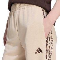 Seasonal Essentials Animal Print 3-Stripes Pants